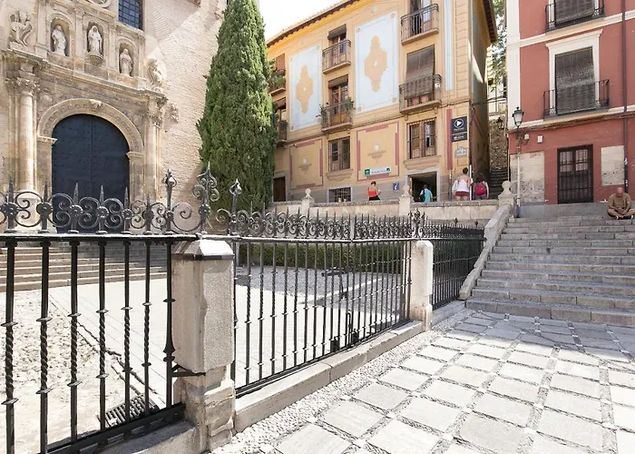 Apartamento Para Vivir Granada Con Parking